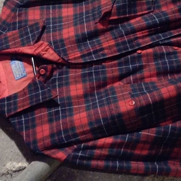 Pendleton flannel shirt - Picture 5 of 6